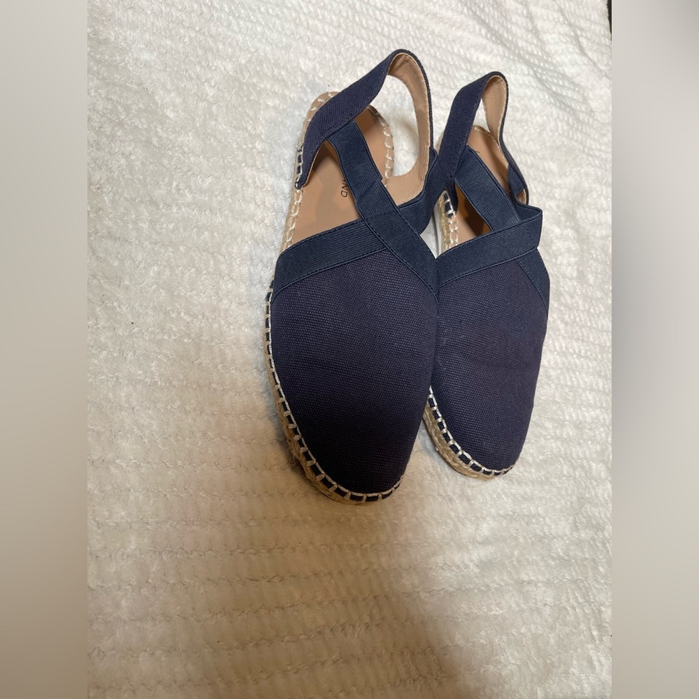Lucky Brand navy blue flats - Picture 2 of 5